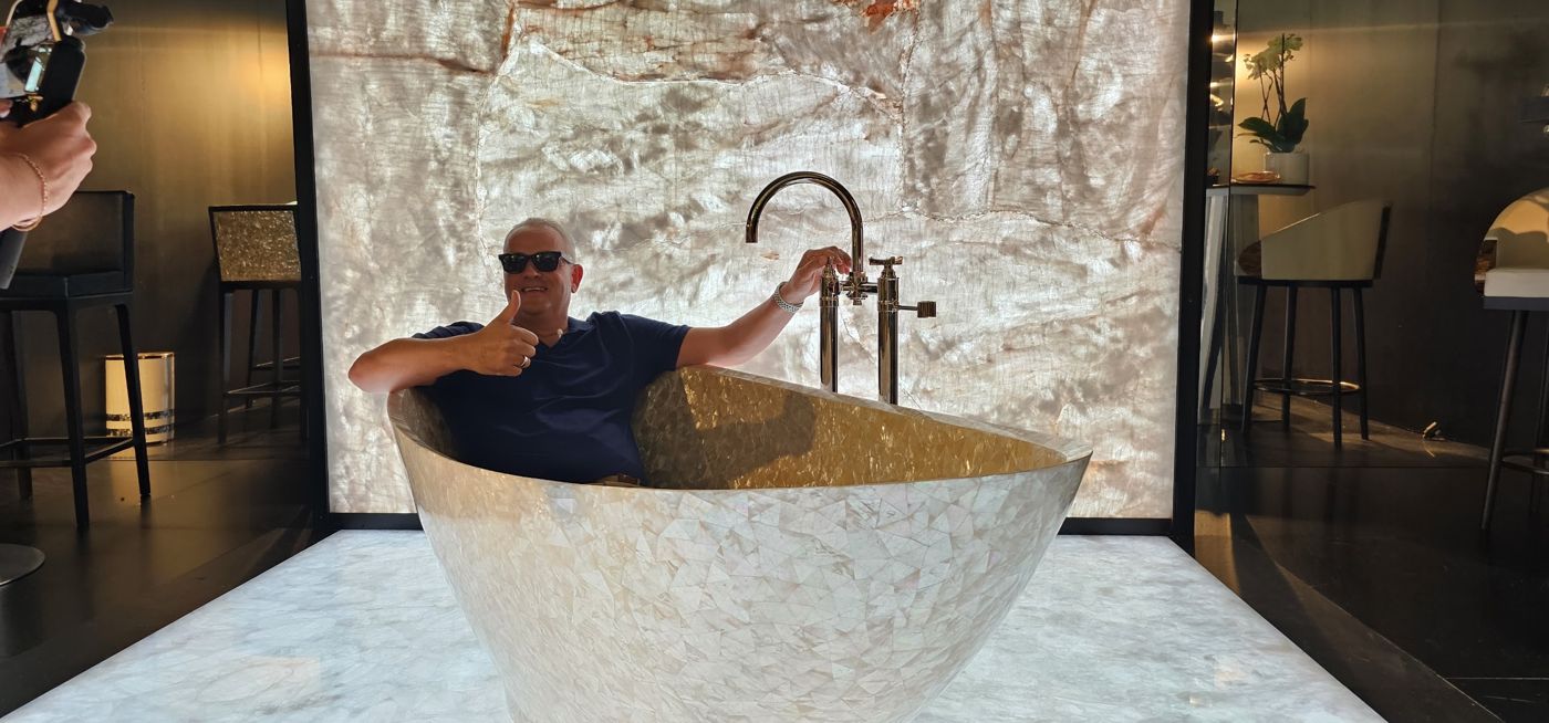 Paul Welch in a 200k hot tub at the show